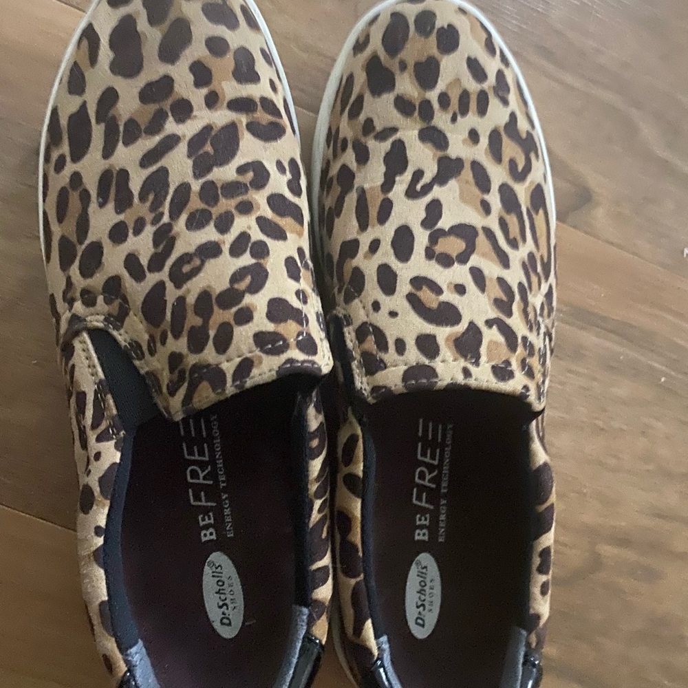 Cheetah print dr scholl slip on shoes